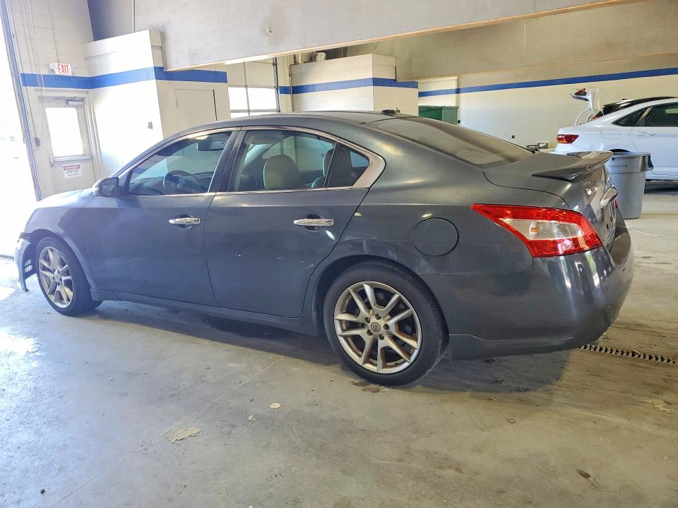 52825096 :رقم المزاد ، 1N4AA5AP6AC820910 vin ، 2010 Nissan Maxima مزاد بيع