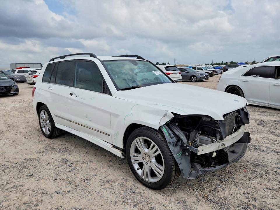 Продажа на аукционе авто 2015 Mercedes-benz Glk, vin: WDCGG5HB3FG432766, номер лота: 54113076