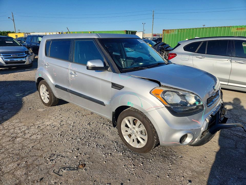 52900706 :رقم المزاد ، KNDJT2A63D7776260 vin ، 2013 Kia Soul مزاد بيع