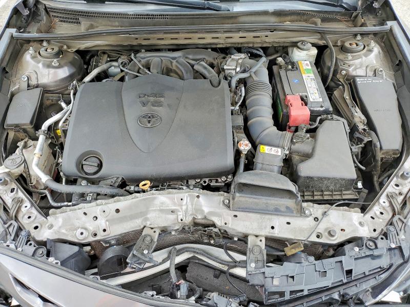 51902296 :رقم المزاد ، 4T1KZ1AK4MU055212 vin ، 2021 Toyota Camry مزاد بيع