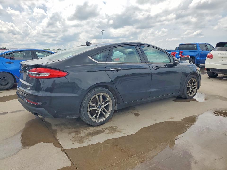 2020 Ford Fusion მანქანა იყიდება აუქციონზე, vin: 3FA6P0CD1LR130688, აუქციონის ნომერი: 54896966