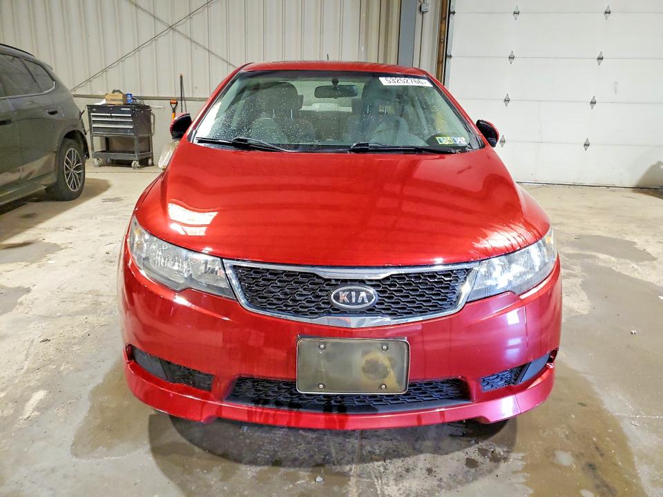 2012 Kia Forte მანქანა იყიდება აუქციონზე, vin: KNAFU4A27C5469502, აუქციონის ნომერი: 53252766