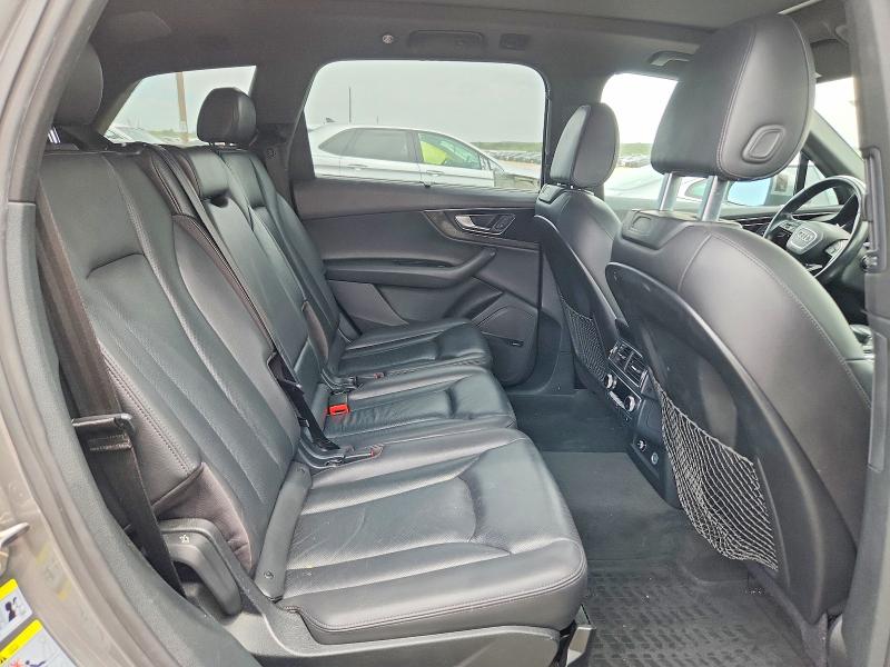 52436466 :رقم المزاد ، WA1VAAF74JD025470 vin ، 2018 Audi Q7 مزاد بيع
