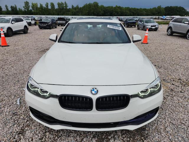 51969206 :رقم المزاد ، WBA8B9G51JNU97239 vin ، 2018 Bmw 330 مزاد بيع