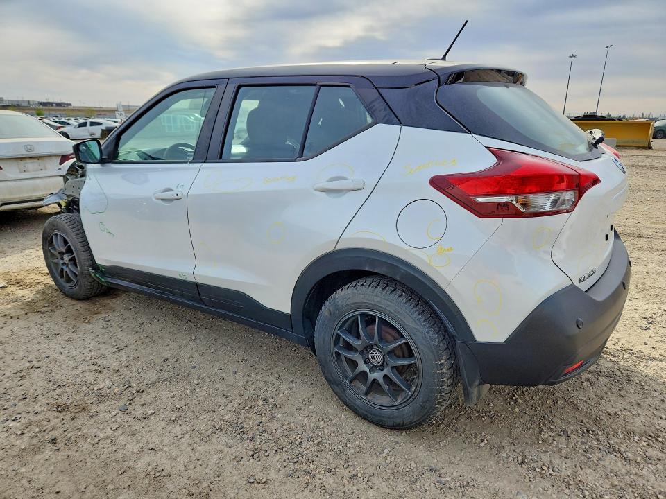 53285536 :رقم المزاد ، 3N1CP5CV1LL549472 vin ، 2020 Nissan Kicks مزاد بيع