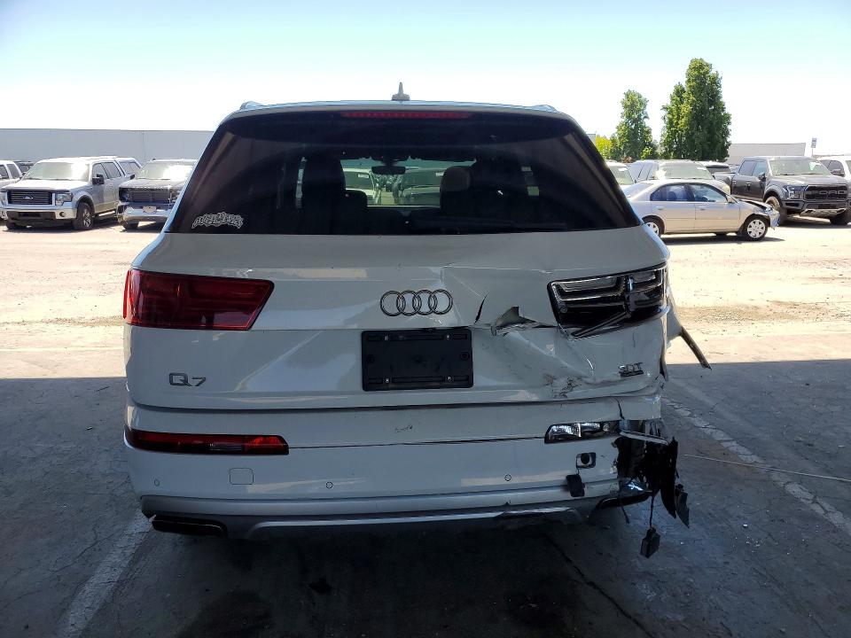 Продажа на аукционе авто 2017 Audi Q7, vin: WA1LAAF7XHD022736, номер лота: 53581566