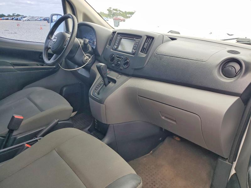 2017 Nissan Nv200 მანქანა იყიდება აუქციონზე, vin: 3N6CM0KN6HK701573, აუქციონის ნომერი: 51986056