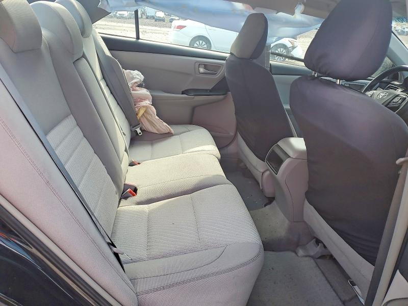 53703936 :رقم المزاد ، 4T4BF1FK3FR493262 vin ، 2015 Toyota Camry مزاد بيع