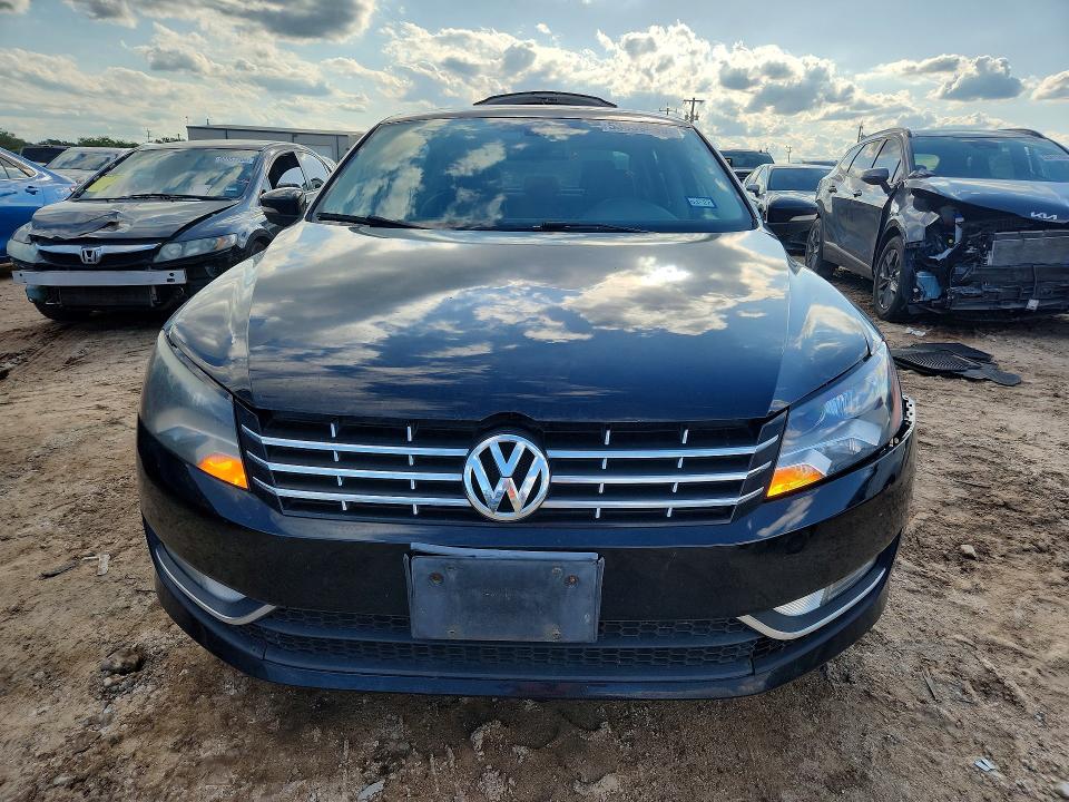 2013 Volkswagen Passat მანქანა იყიდება აუქციონზე, vin: 1VWCN7A31DC123193, აუქციონის ნომერი: 53339456