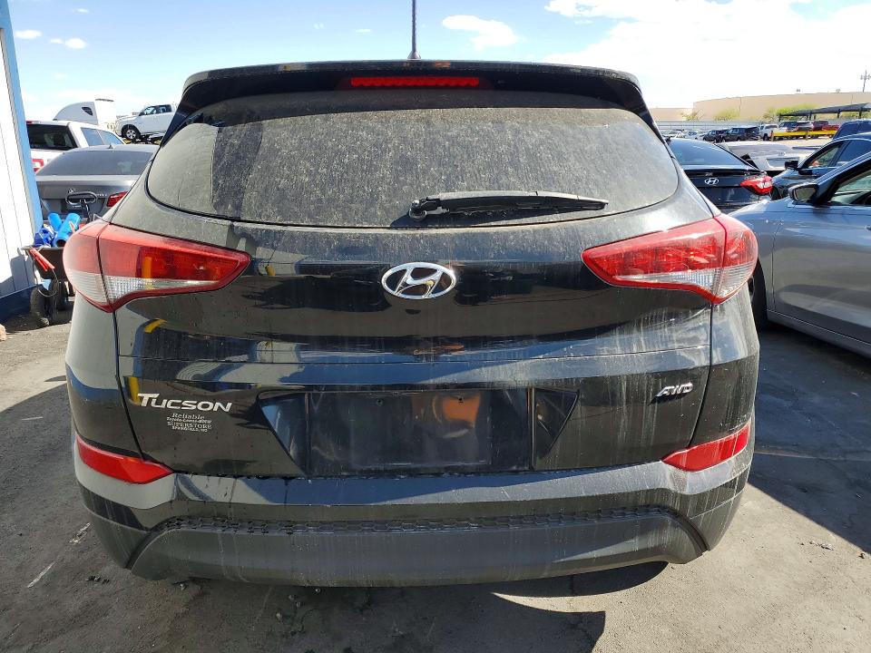 Продажа на аукционе авто 2018 Hyundai Tucson, vin: KM8J2CA44JU780883, номер лота: 55636176
