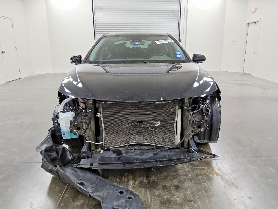 51633996 :رقم المزاد ، 4T1G11AK0NU043301 vin ، 2022 Toyota Camry مزاد بيع