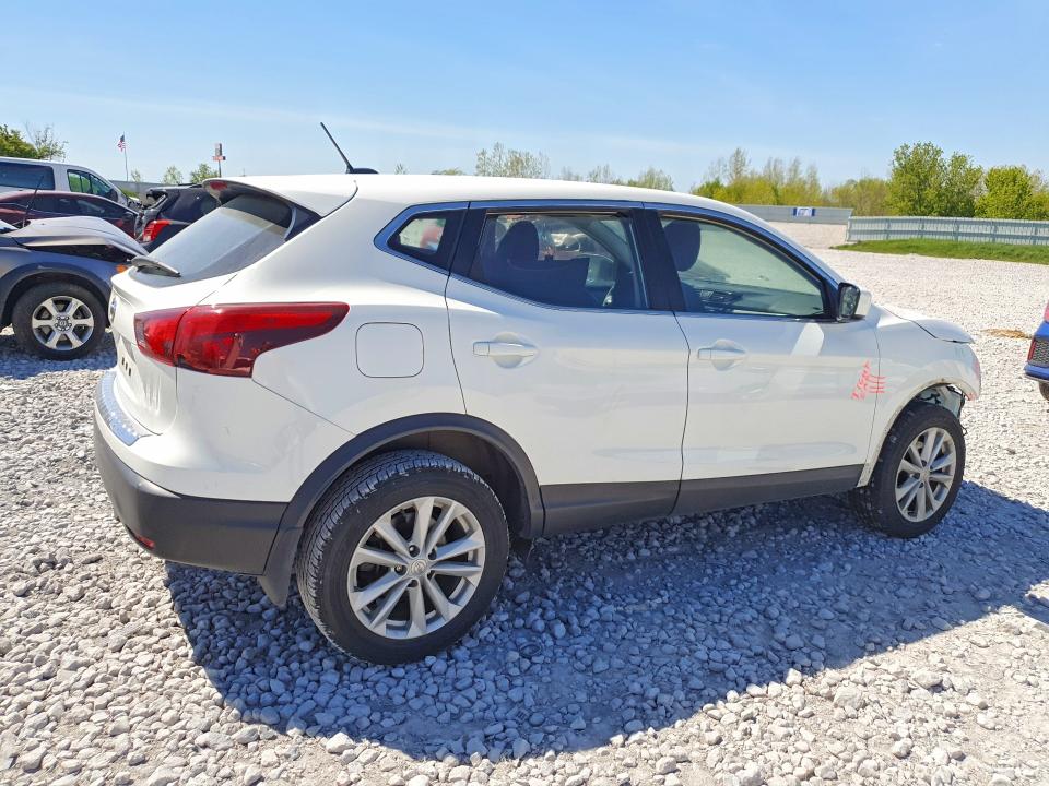 53177886 :رقم المزاد ، JN1BJ1CP2HW022159 vin ، 2017 Nissan Rogue Sport مزاد بيع