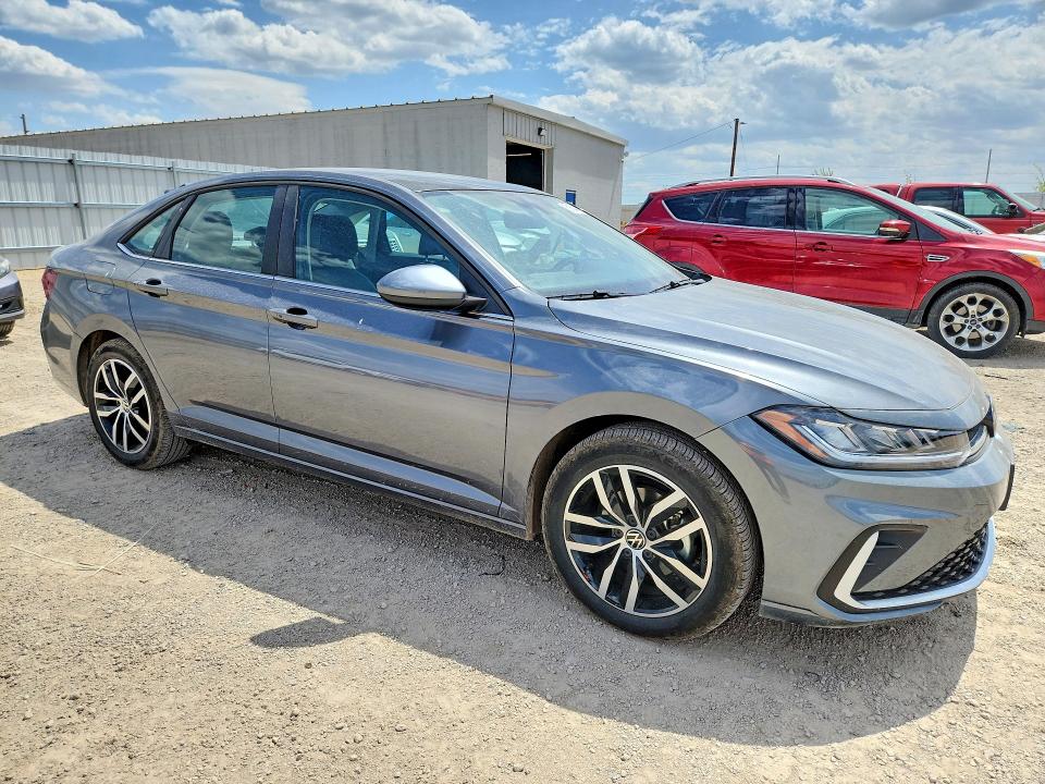 Продаж на аукціоні авто 2025 Volkswagen Jetta, vin: 3VW7X7BUXSM105712, номер лоту: 51644606