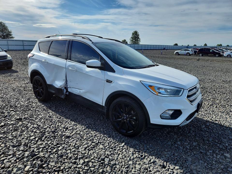 Продаж на аукціоні авто 2017 Ford Escape, vin: 1FMCU9G99HUD43190, номер лоту: 54147376