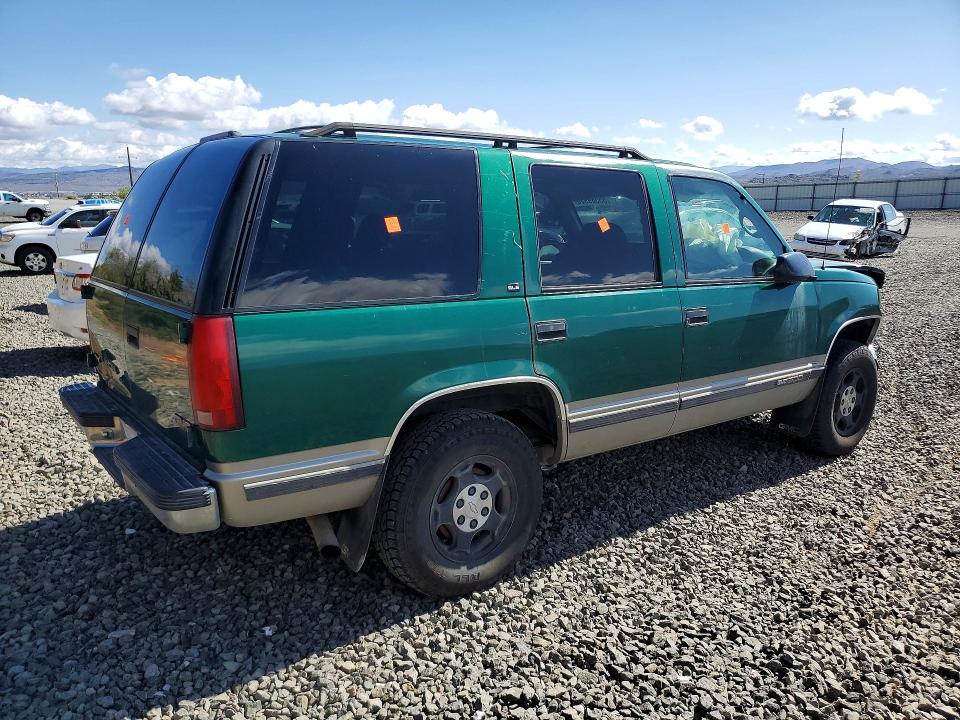 55569956 :رقم المزاد ، 1GKEK13R6XJ743948 vin ، 1999 Gmc Yukon مزاد بيع
