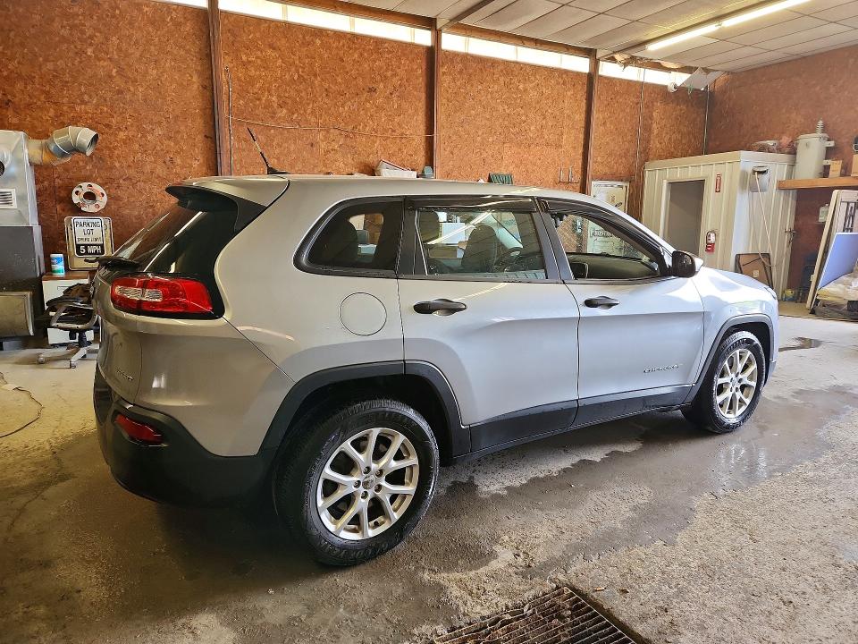 Продажа на аукционе авто 2014 Jeep Cherokee, vin: 1C4PJMAB3EW213676, номер лота: 53102346