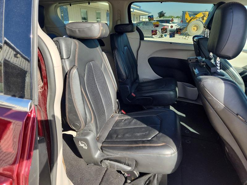 52966256 :رقم المزاد ، 2C4RC1EG2HR515951 vin ، 2017 Chrysler Pacifica مزاد بيع