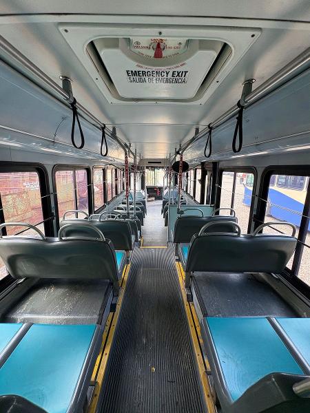 55984896 :رقم المزاد ، 15GGD211X71078143 vin ، 2007 Gillig Transit Bus مزاد بيع