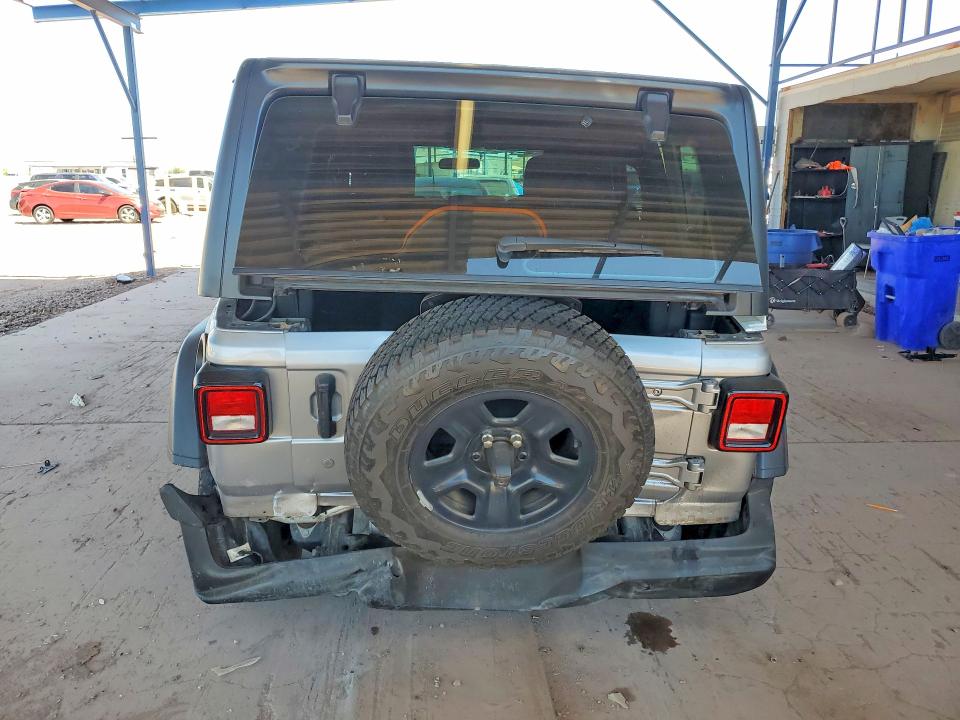 51773066 :رقم المزاد ، 1C4HJXDN7JW237789 vin ، 2018 Jeep Wrangler Unlimited مزاد بيع