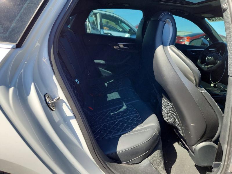 Продажа на аукционе авто 2018 Audi S4, vin: WAUB4AF41JA003253, номер лота: 53816106