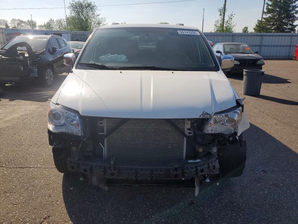 55143356 :رقم المزاد ، 2C4RC1GG7DR510283 vin ، 2013 Chrysler Town & Country مزاد بيع