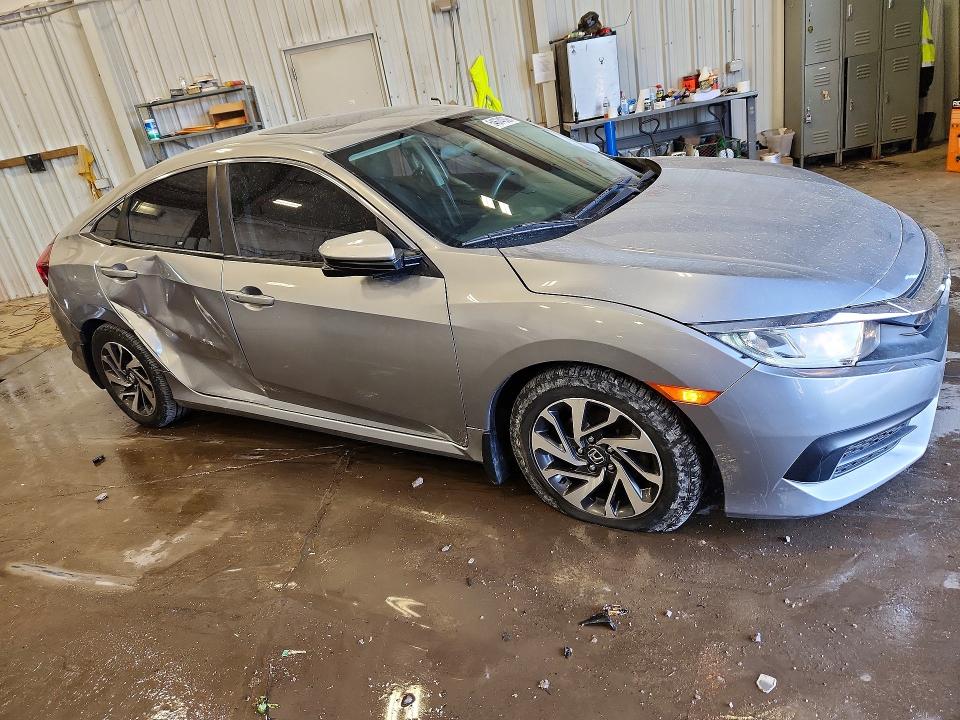 54674056 :رقم المزاد ، 19XFC2F70GE072982 vin ، 2016 Honda Civic مزاد بيع