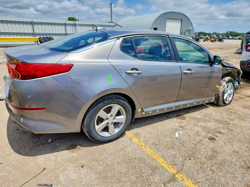2015 Kia Optima მანქანა იყიდება აუქციონზე, vin: 5XXGM4A73FG447595, აუქციონის ნომერი: 54764256