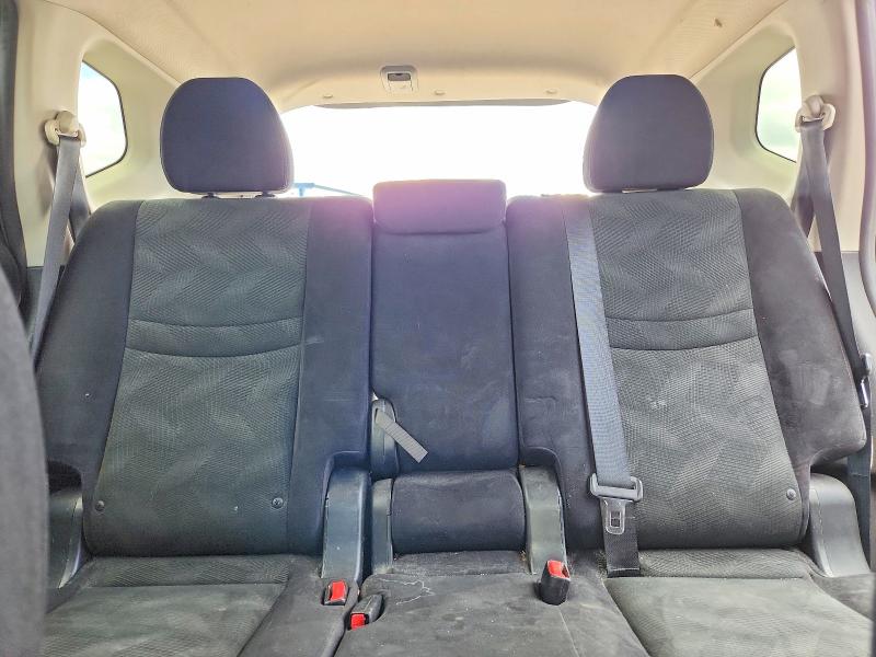 2015 Nissan Rogue მანქანა იყიდება აუქციონზე, vin: 5N1AT2MK6FC869191, აუქციონის ნომერი: 54198646