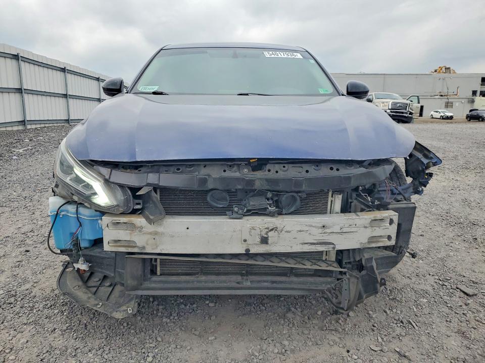 54017936 :رقم المزاد ، 1N4BL4CVXKC185311 vin ، 2019 Nissan Altima مزاد بيع