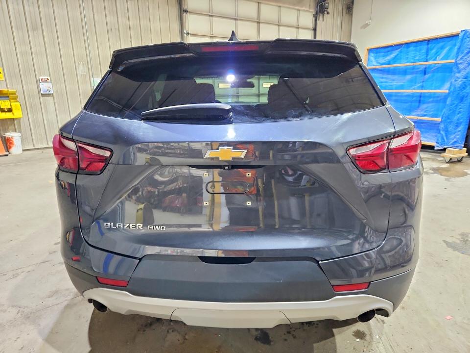 Продажа на аукционе авто 2021 Chevrolet Blazer, vin: 3GNKBHR43MS587436, номер лота: 54786676