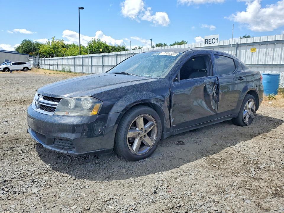 55043226 :رقم المزاد ، 1C3CDZAB5DN537319 vin ، 2013 Dodge Avenger مزاد بيع
