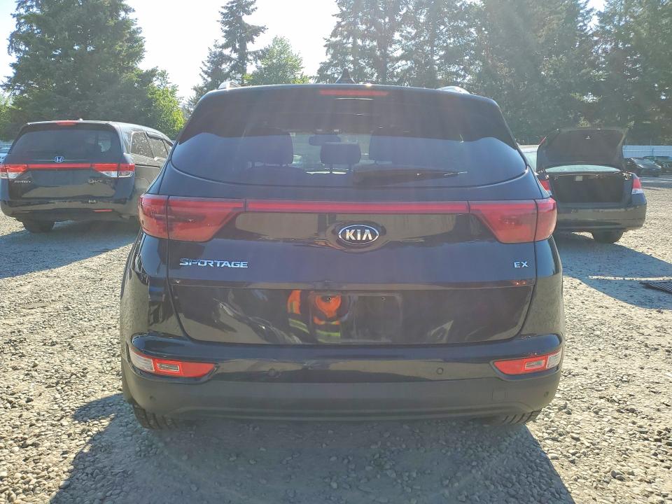 53670116 :رقم المزاد ، KNDPNCAC2J7394121 vin ، 2018 Kia Sportage مزاد بيع