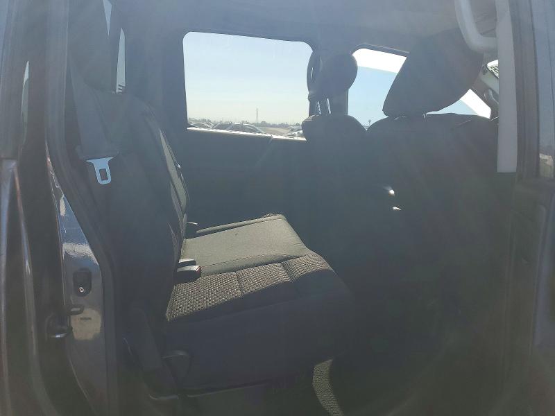 54462316 :رقم المزاد ، 1N6AA0EK0CN318040 vin ، 2012 Nissan Titan مزاد بيع