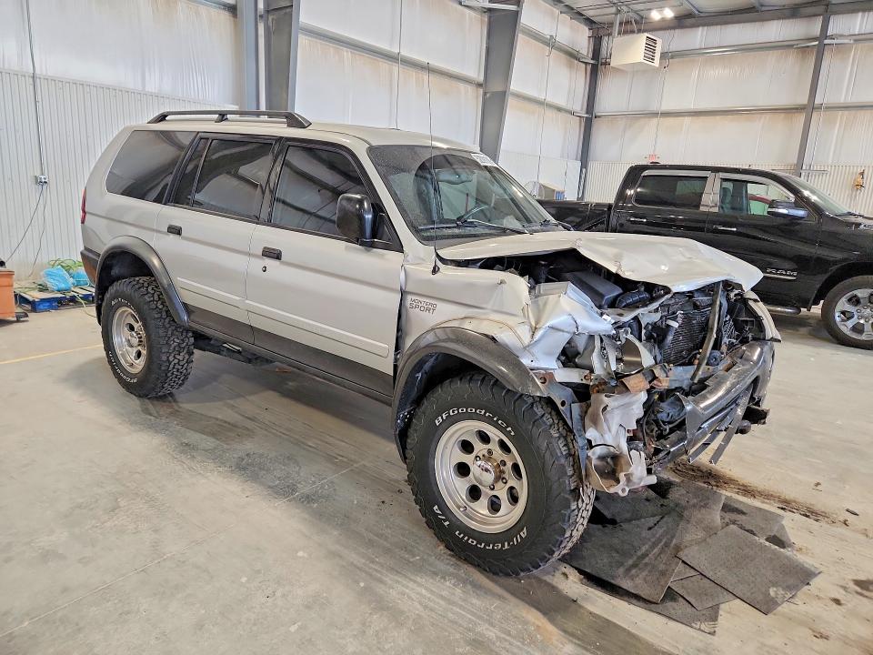 Продаж на аукціоні авто 2003 Mitsubishi Montero, vin: JA4MT31R03J046802, номер лоту: 52091986