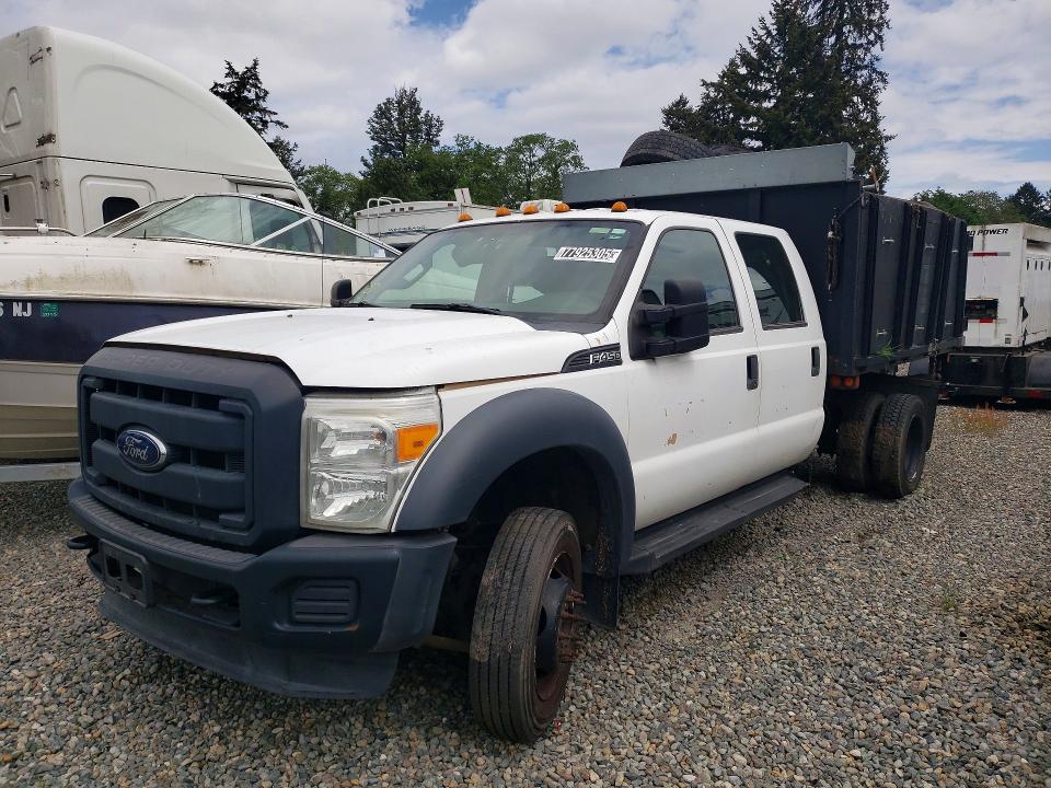 77925305 :رقم المزاد ، 1FD0W4GYXFEC28550 vin ، 2015 Ford F450 مزاد بيع