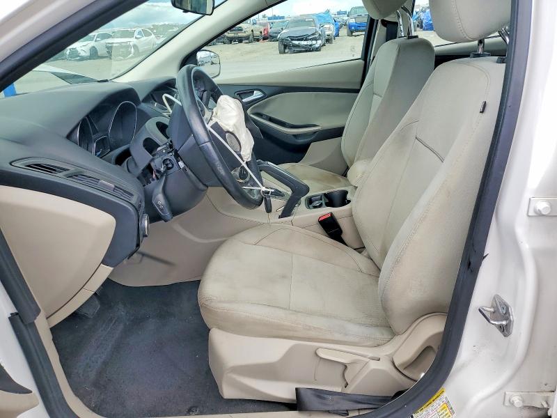 55275586 :رقم المزاد ، 1FAHP3H24CL304916 vin ، 2012 Ford Focus مزاد بيع