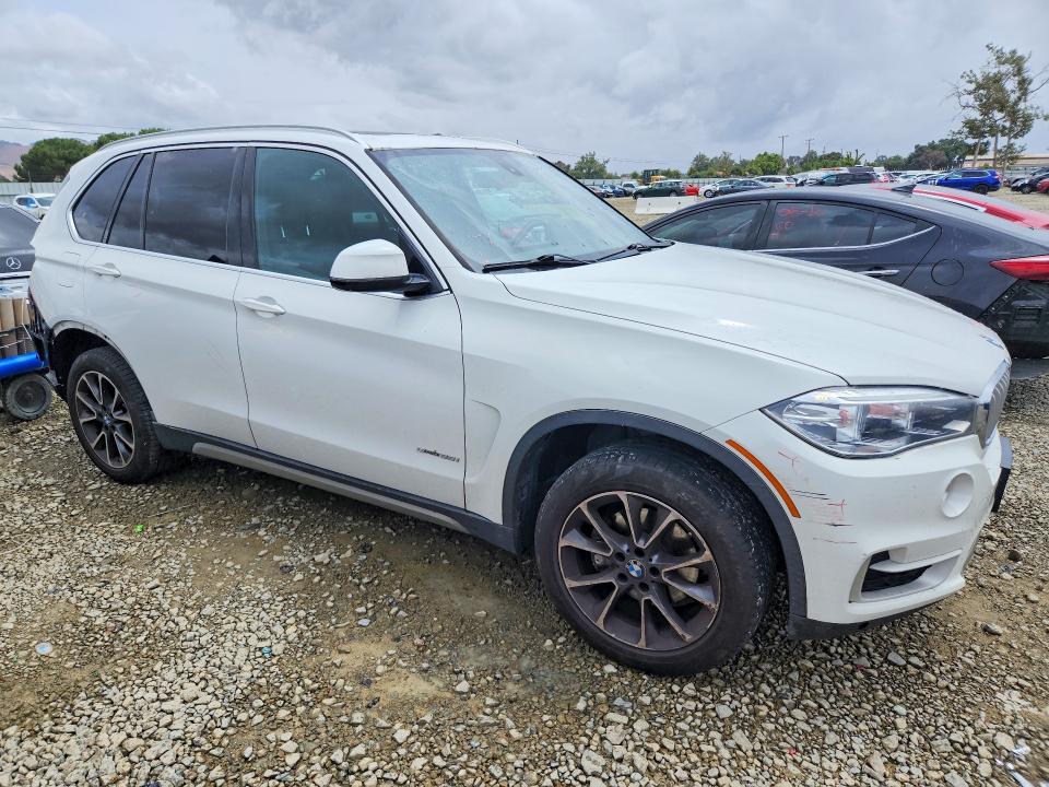54657986 :رقم المزاد ، 5UXKR2C30H0U23249 vin ، 2017 Bmw X5 مزاد بيع