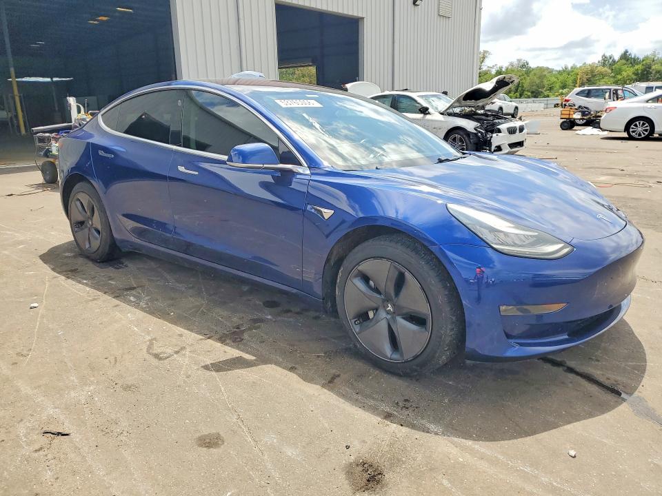 53765006 :رقم المزاد ، 5YJ3E1EA0JF005580 vin ، 2018 Tesla Model 3 مزاد بيع