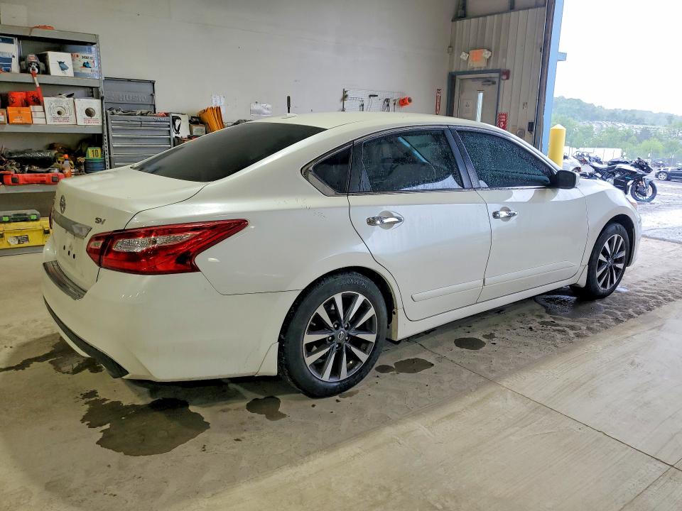 Продаж на аукціоні авто 2017 Nissan Altima, vin: 1N4AL3AP9HC255206, номер лоту: 54490446