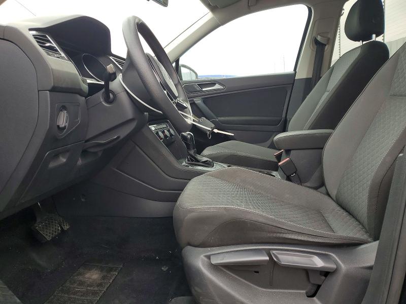2018 Volkswagen Tiguan მანქანა იყიდება აუქციონზე, vin: 3VV1B7AX0JM059293, აუქციონის ნომერი: 53444756
