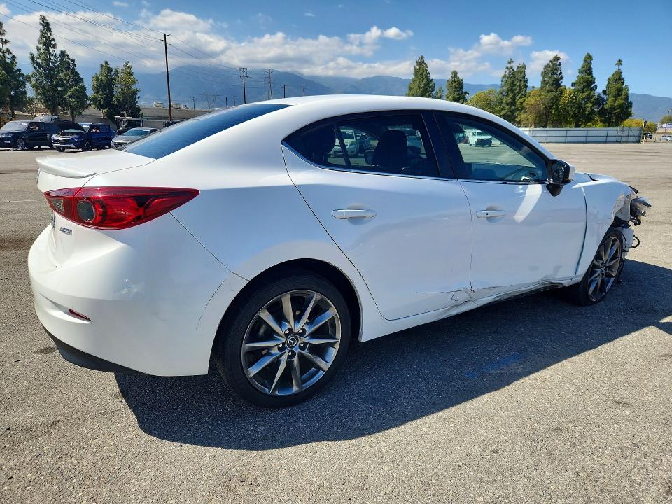 Aukcja sprzedaży 2018 Mazda 3, vin: 3MZBN1V37JM182603, numer aukcji: 55350316