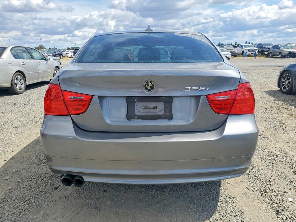55528266 :رقم المزاد ، WBAPH535X9A433941 vin ، 2009 Bmw 328 مزاد بيع