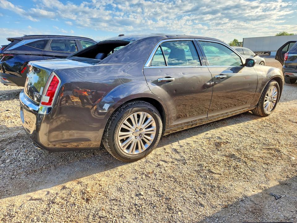 52462146 :رقم المزاد ، 2C3CCAKT6DH646554 vin ، 2013 Chrysler 300c مزاد بيع