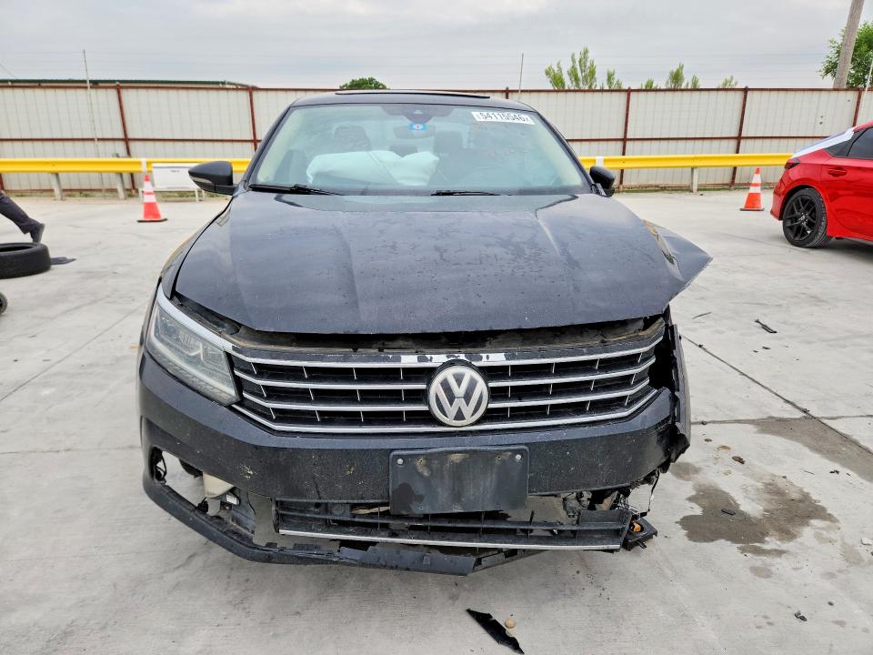 2017 Volkswagen Passat მანქანა იყიდება აუქციონზე, vin: 1VWCT7A34HC026551, აუქციონის ნომერი: 54115546
