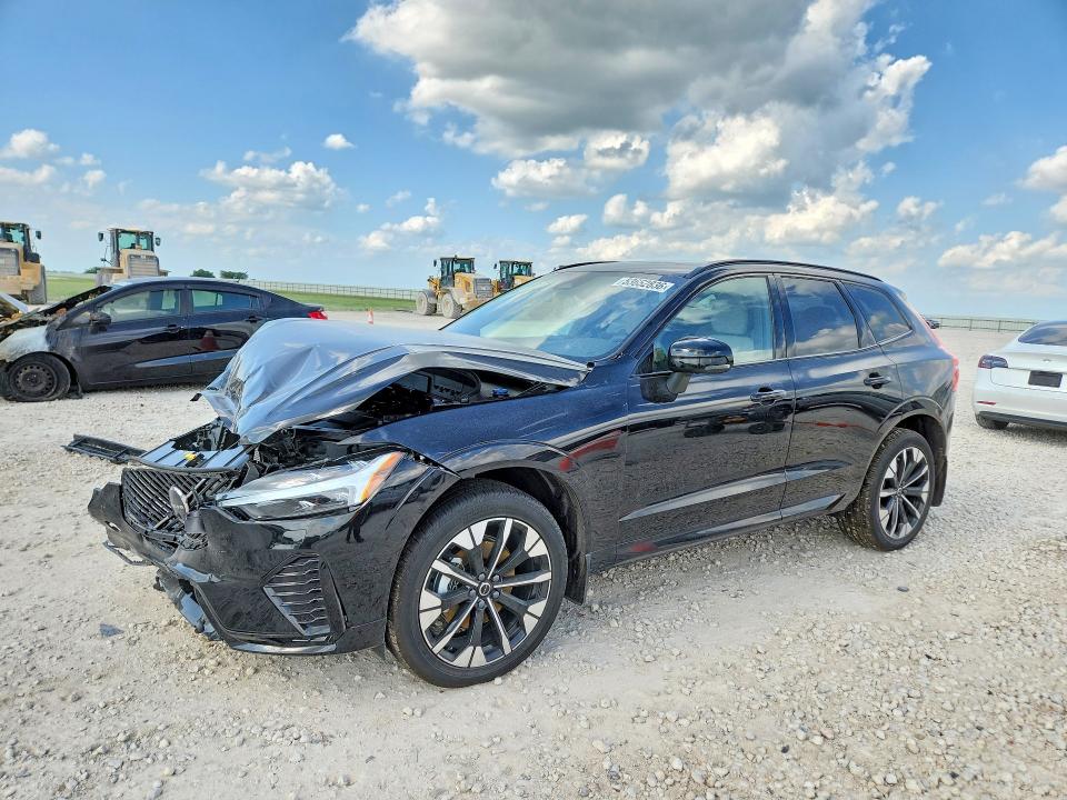 53652836 :رقم المزاد ، YV4M12RC4T1437065 vin ، 2026 Volvo Xc60 مزاد بيع