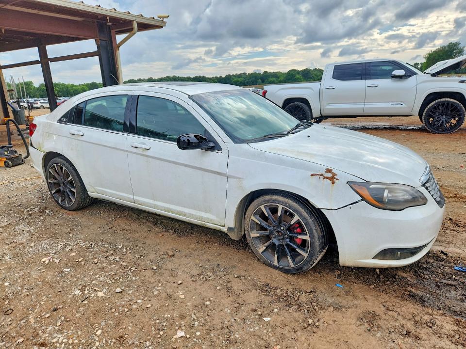 Продаж на аукціоні авто 2012 Chrysler 200, vin: 1C3CCBBG7CN305274, номер лоту: 55619256