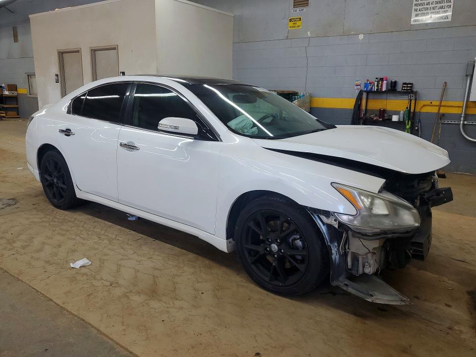 59110726 :رقم المزاد ، 1N4AA5AP2CC816887 vin ، 2012 Nissan Maxima مزاد بيع