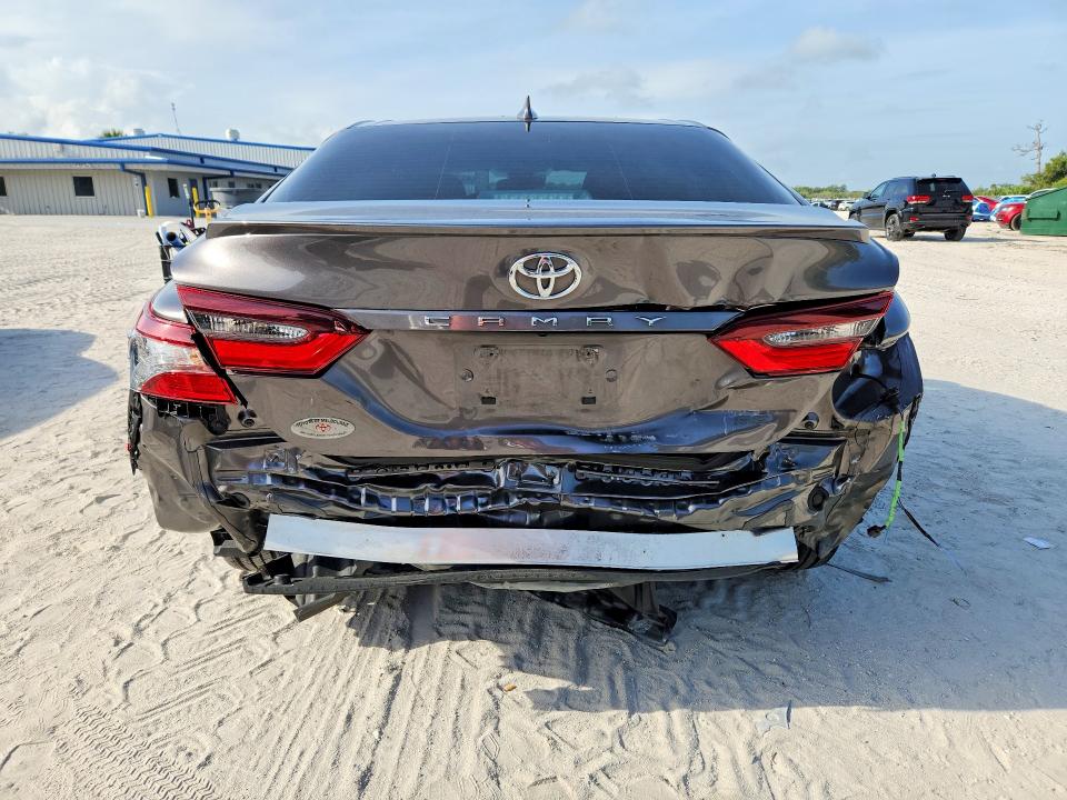 Продаж на аукціоні авто 2023 Toyota Camry, vin: 4T1G11AK0PU807974, номер лоту: 54971246