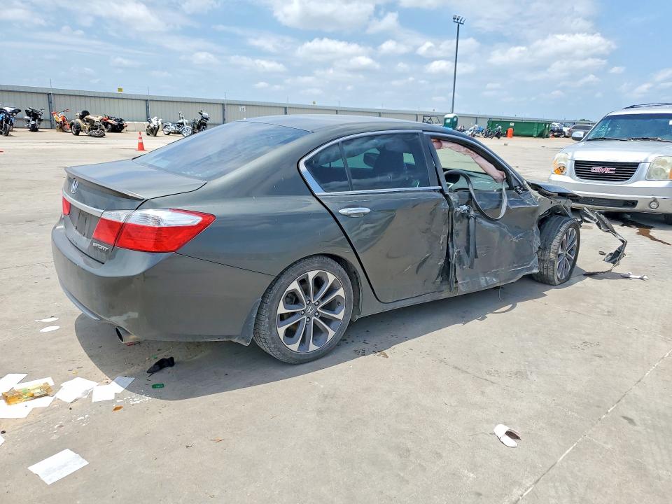 Продажа на аукционе авто 2015 Honda Accord, vin: 1HGCR2F51FA052792, номер лота: 54838086