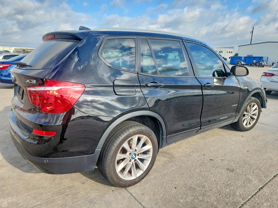 52829286 :رقم المزاد ، 5UXWX9C37H0W77914 vin ، 2017 Bmw X3 مزاد بيع